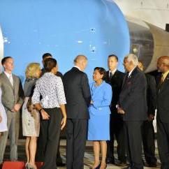 Vice President Biden is greeted by Prime Minister Persad-Bissessar